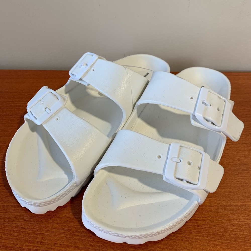 Seven Dials Canyon Sandals, White